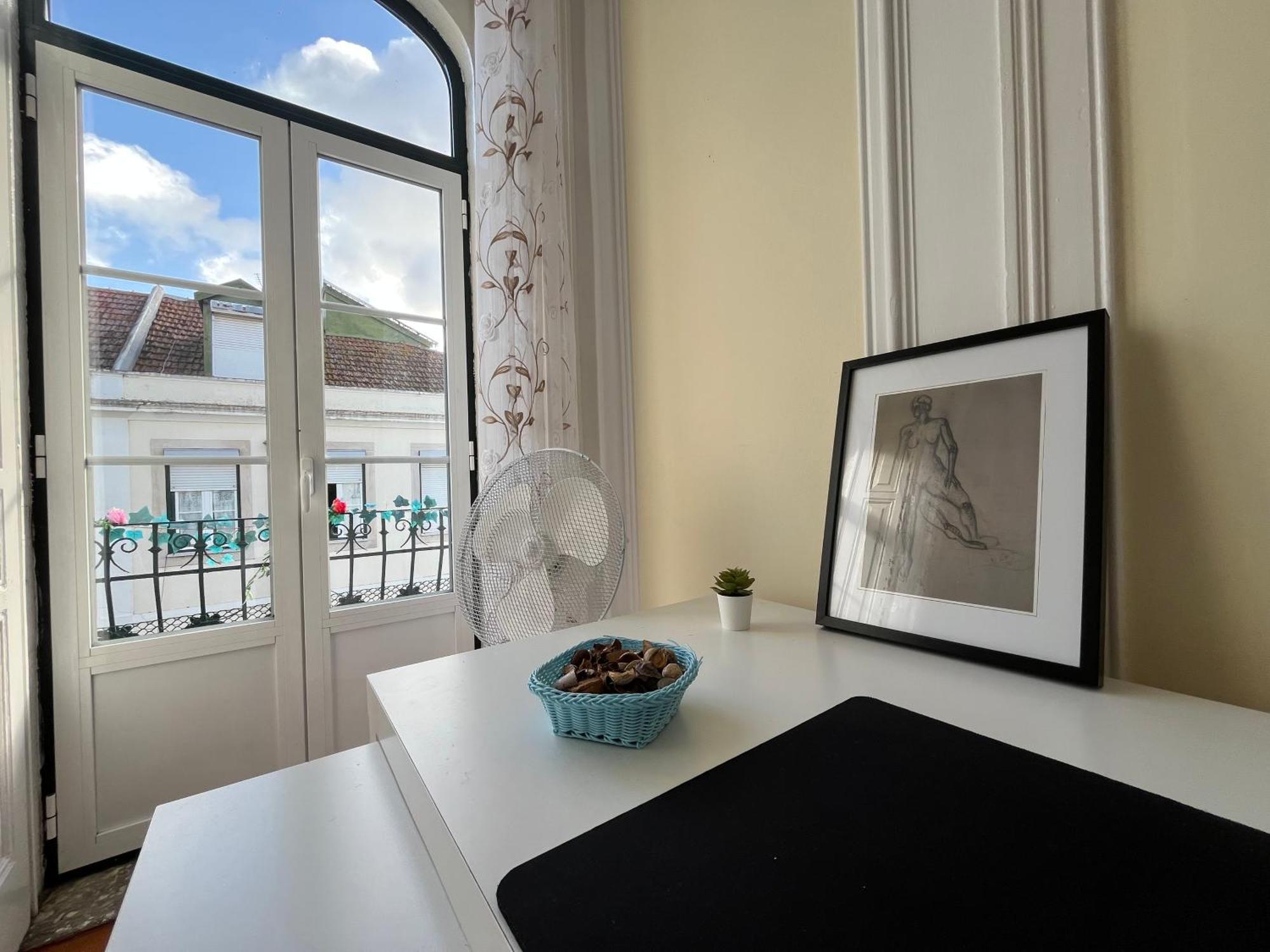 Quarto No Apartamento Pombal Lisboa ภายนอก รูปภาพ