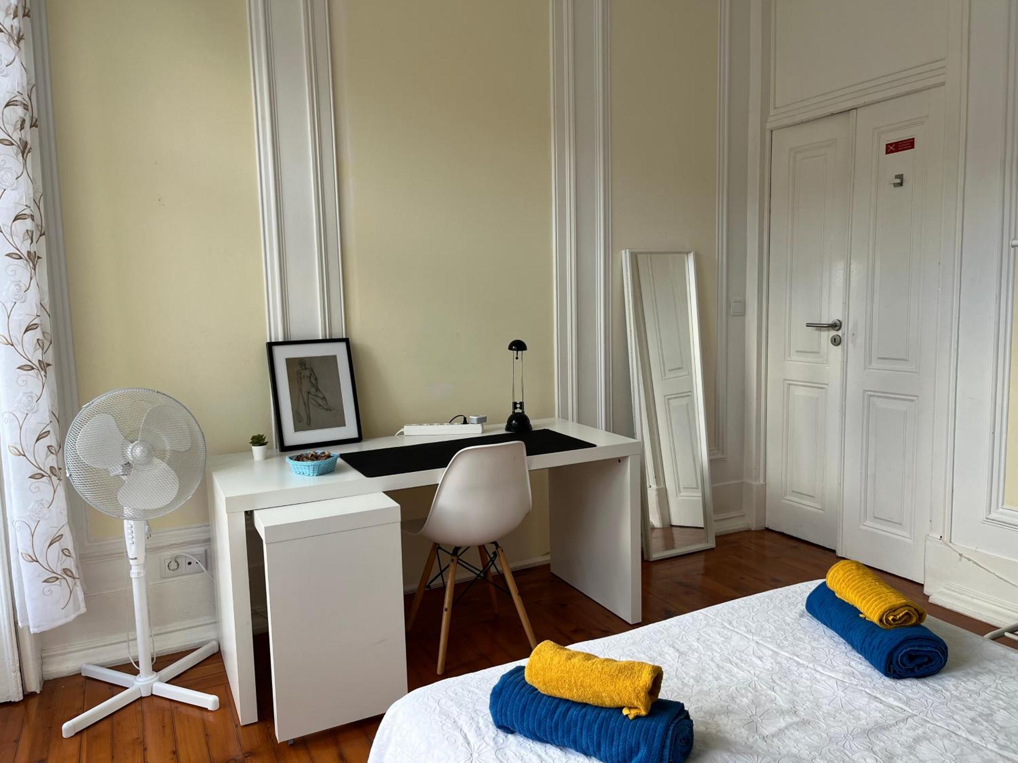 Quarto No Apartamento Pombal Lisboa ภายนอก รูปภาพ